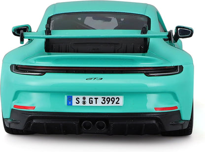 The Bburago 1:24 Collezione Porsche 911 GT3